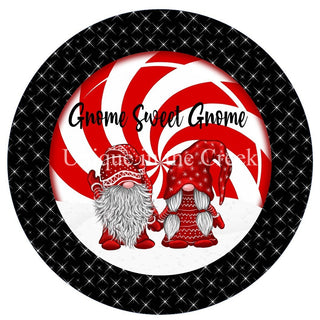 Panneau de couronne en aluminium de 8 pouces | Gnome Sweet Gnome| NOËL | HIVER
