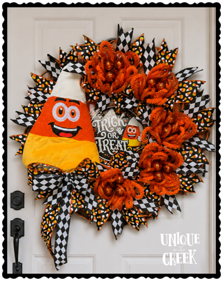 DIY WREATH KIT | CANDY CORN MAN - TRICK OR TREAT | VINYL | BLACK/ORANGE/YELLOW/BLACK | KIT045CC-26