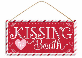WREATH SIGN | 12"LX6"H TIN KISSING BOOTH SIGN | WHITE/RED/LIGHT PINK | MD1218